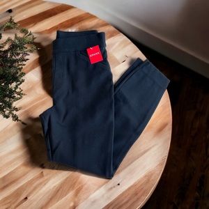 Spanx The Perfect Pants Four-Pocket Ankle Pants size m